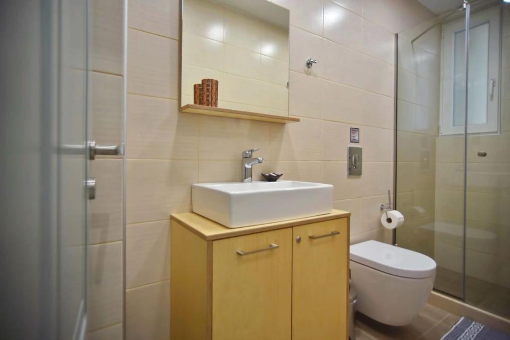 City Pearl Dntwn Apts Ираклион Экстерьер фото