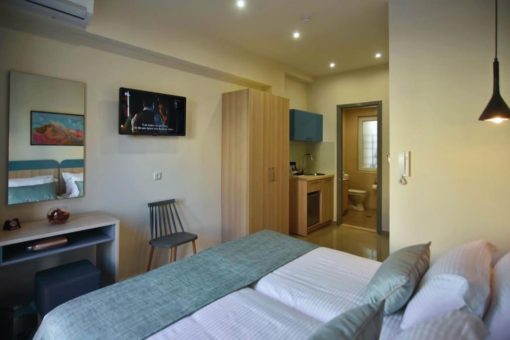 City Pearl Dntwn Apts Ираклион Экстерьер фото